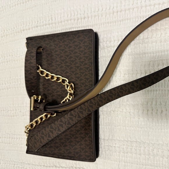 Michael Kors belt bag - Picture 6 of 6